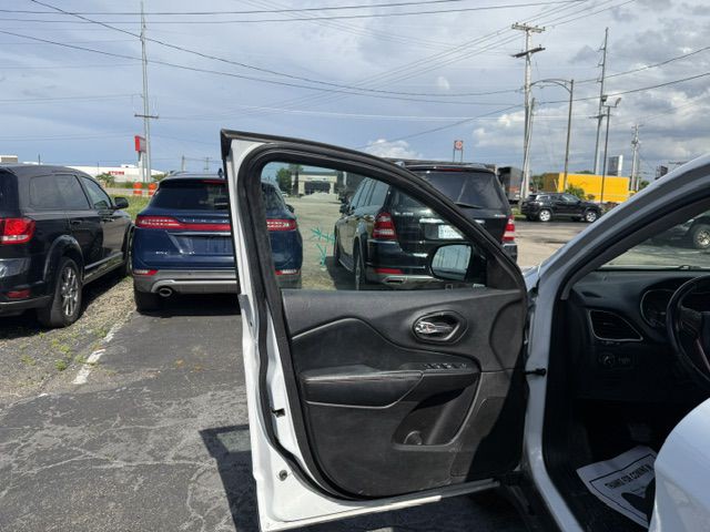 2020 Jeep Cherokee Image 29
