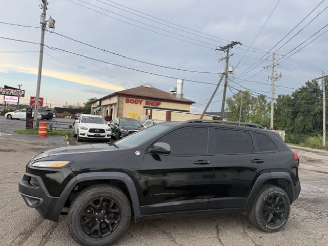 2016 Jeep Cherokee Image 11