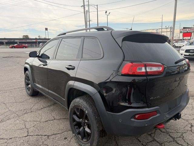 2016 Jeep Cherokee Image 13