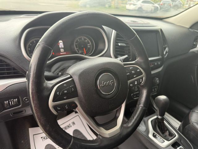 2016 Jeep Cherokee Image 14