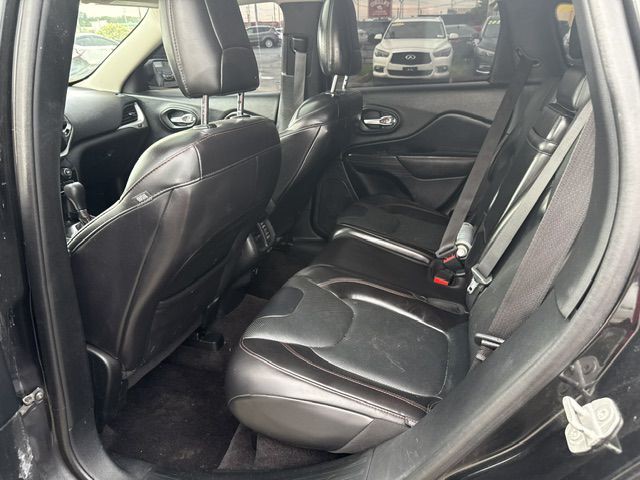 2016 Jeep Cherokee Image 24