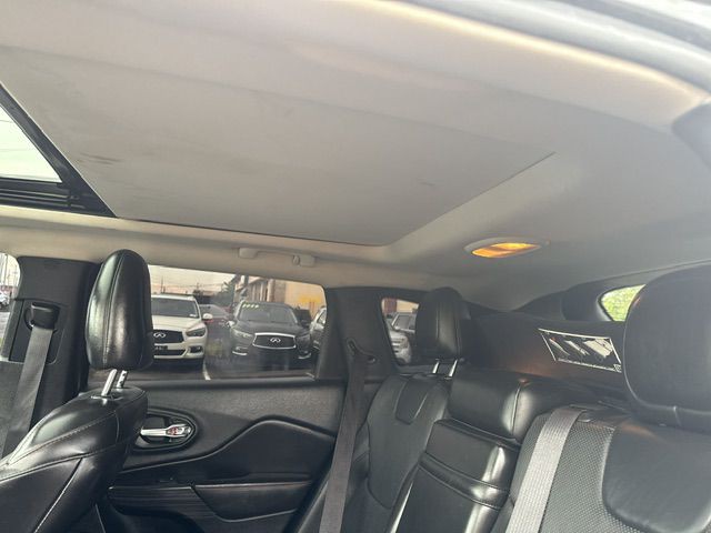 2016 Jeep Cherokee Image 26