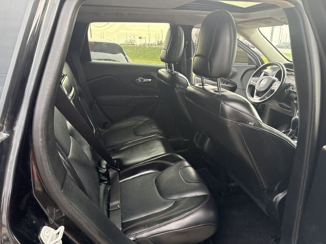2016 Jeep Cherokee Image 27