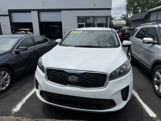2019 Kia Sorento Image 1