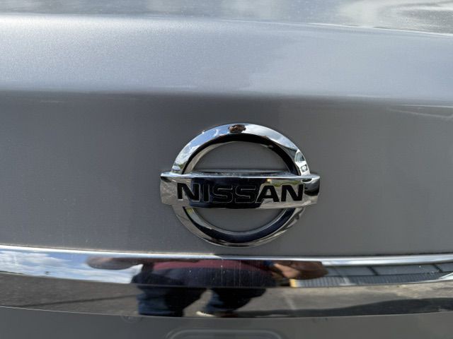 2017 Nissan Altima Image 34