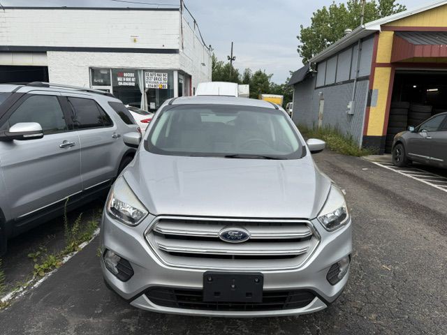 2019 Ford Escape Image 1