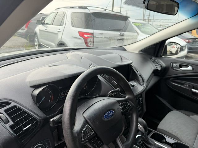 2019 Ford Escape Image 33