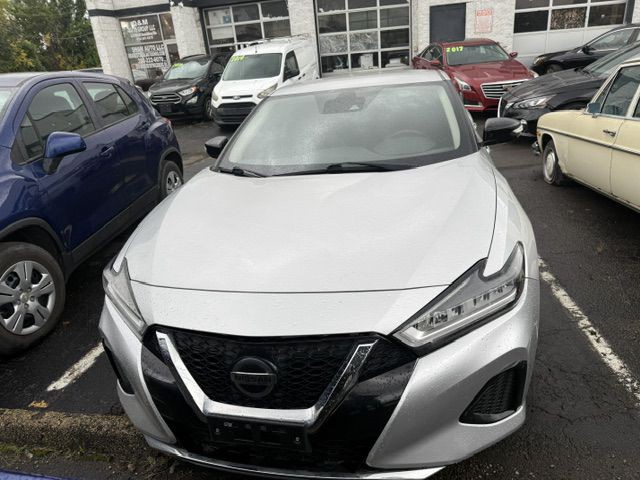 2021 Nissan Maxima Image 2