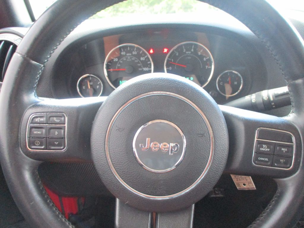 2015 Jeep Wrangler Unlimited Image 16