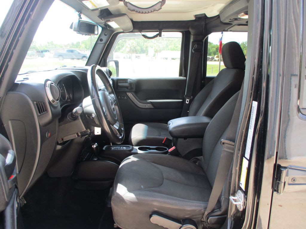 2015 Jeep Wrangler Unlimited Image 8