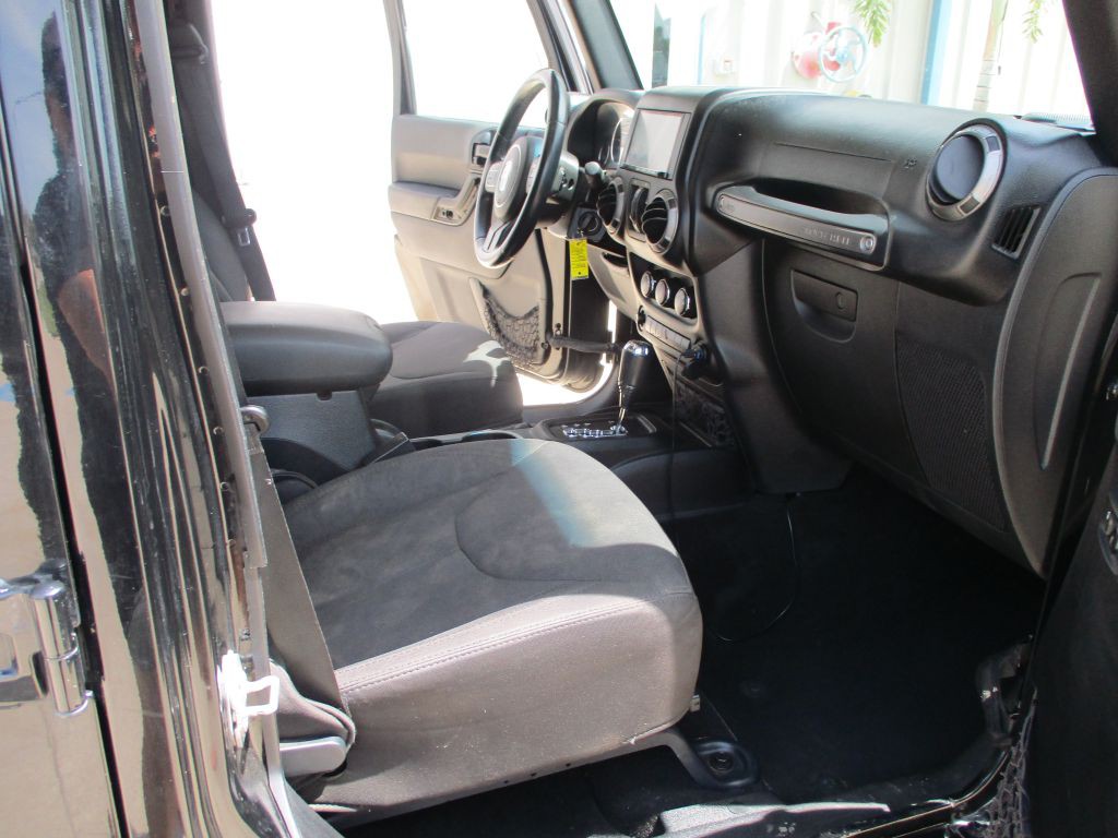 2015 Jeep Wrangler Unlimited Image 10