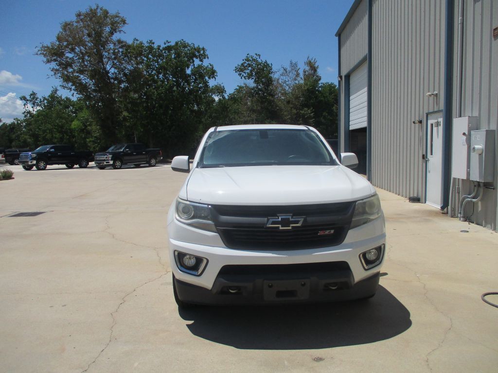 2016 Chevrolet Colorado Image 2