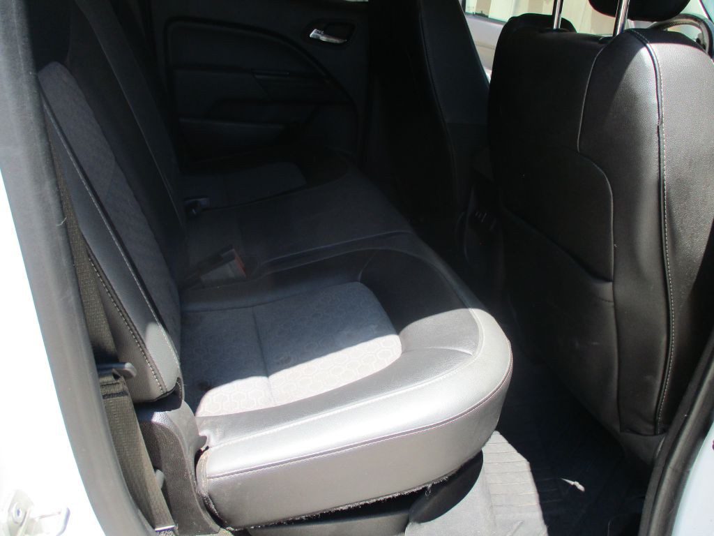 2016 Chevrolet Colorado Image 12