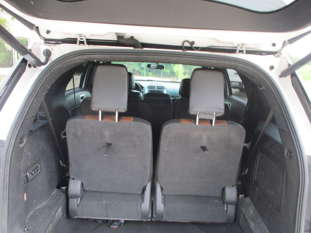 2015 Ford Explorer Image 15