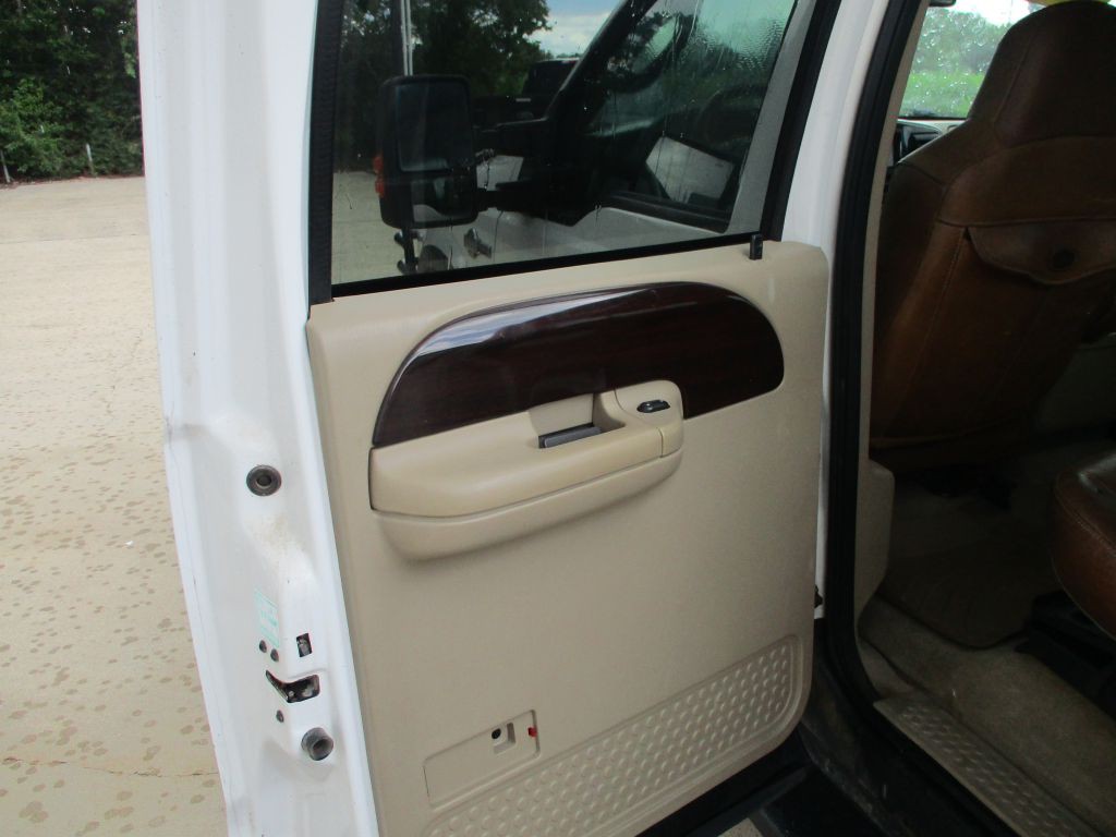2006 Ford F-250 Image 10