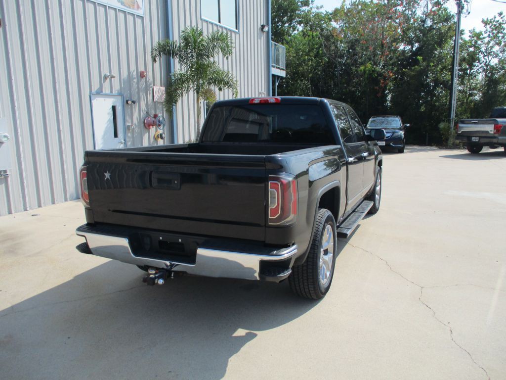 2018 GMC Sierra Image 4