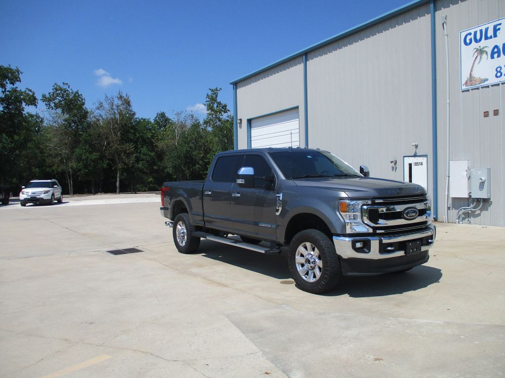 2021 Ford F-250 Image 2