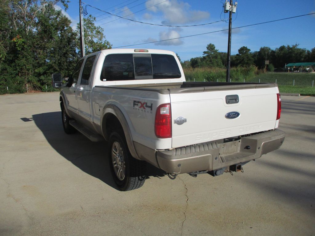 2011 Ford F-350 Image 3
