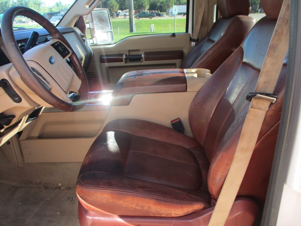 2011 Ford F-350 Image 8