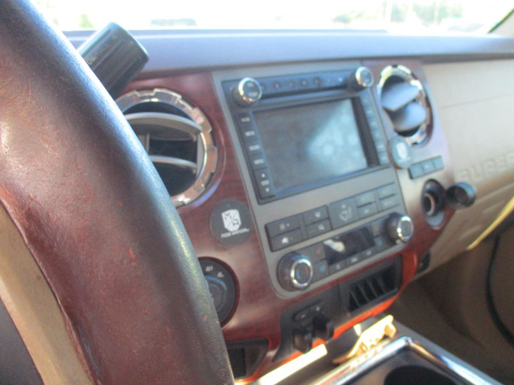 2011 Ford F-350 Image 10