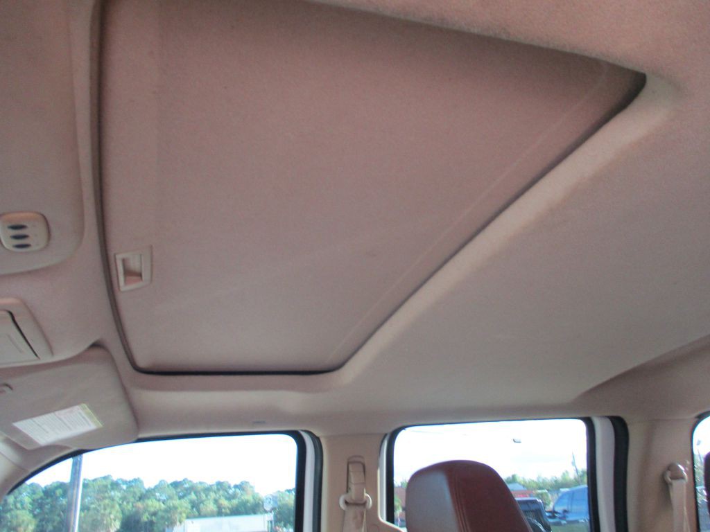 2011 Ford F-350 Image 11