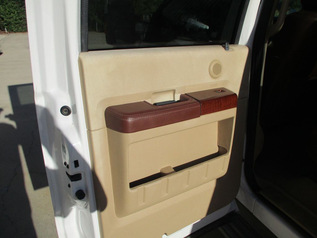 2011 Ford F-350 Image 13