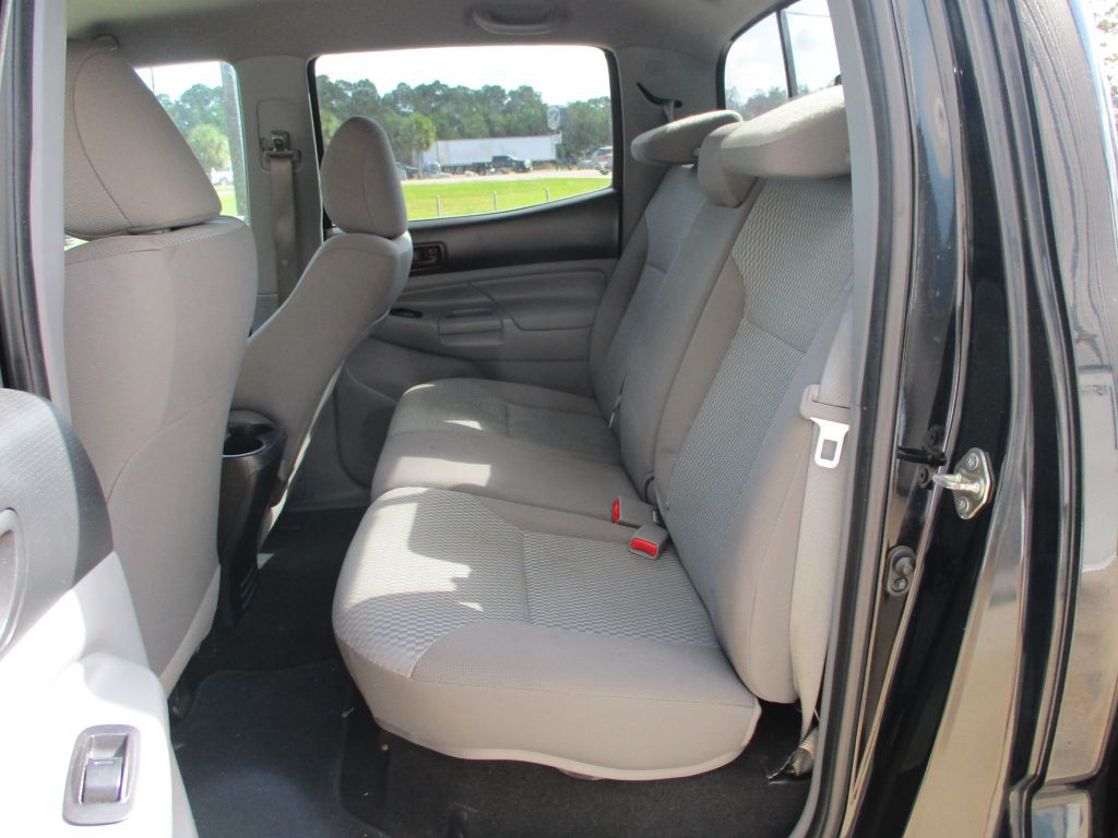 2014 Toyota Tacoma Image 9