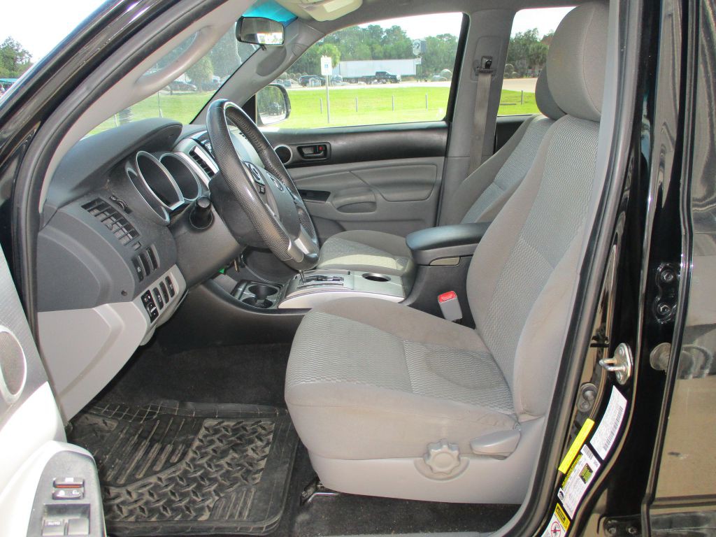 2014 Toyota Tacoma Image 10