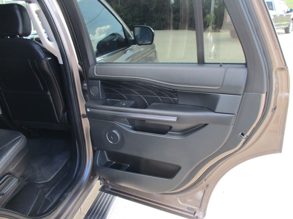 2018 Ford Expedition Image 16