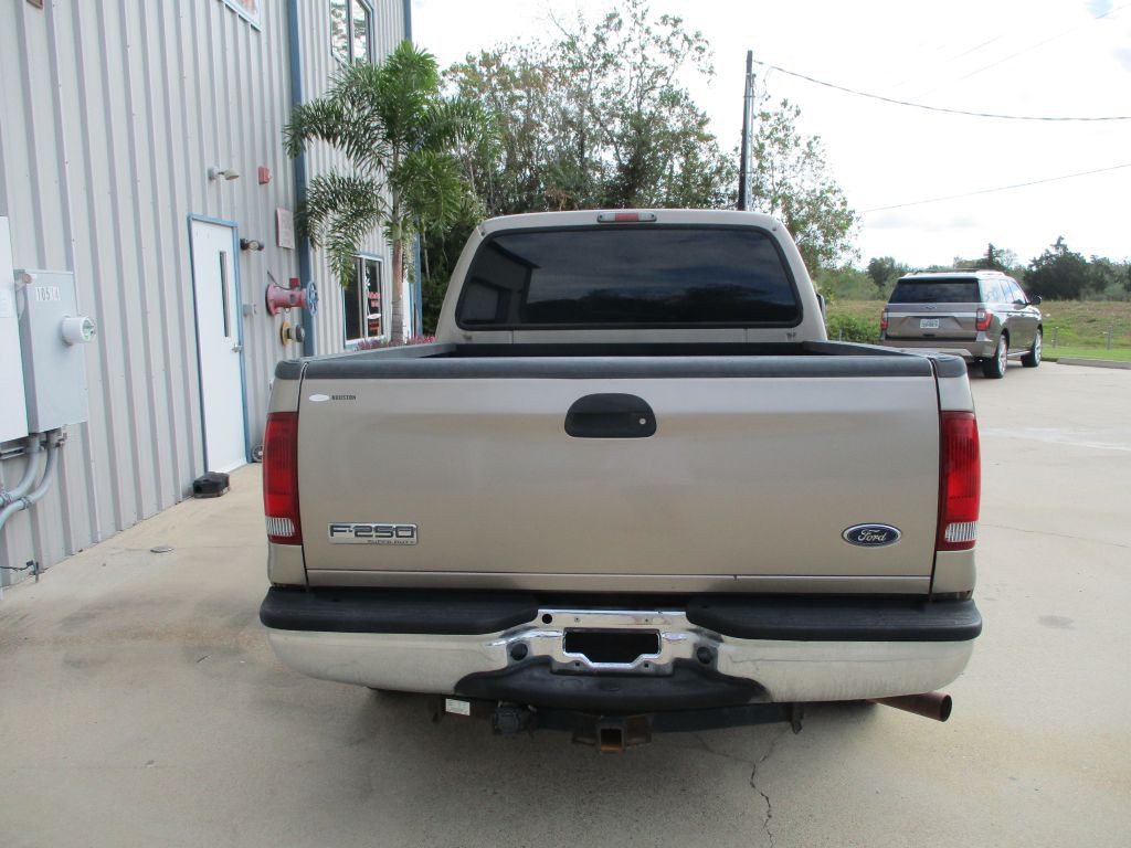 2006 Ford F-250 Image 3