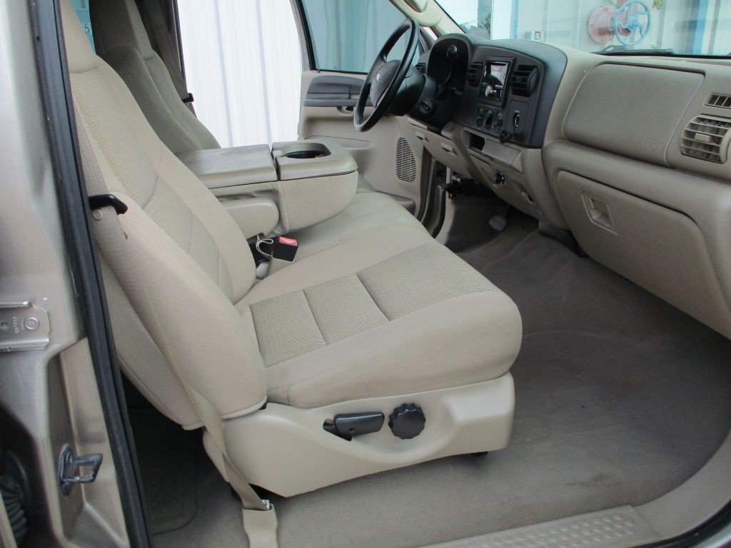 2006 Ford F-250 Image 12