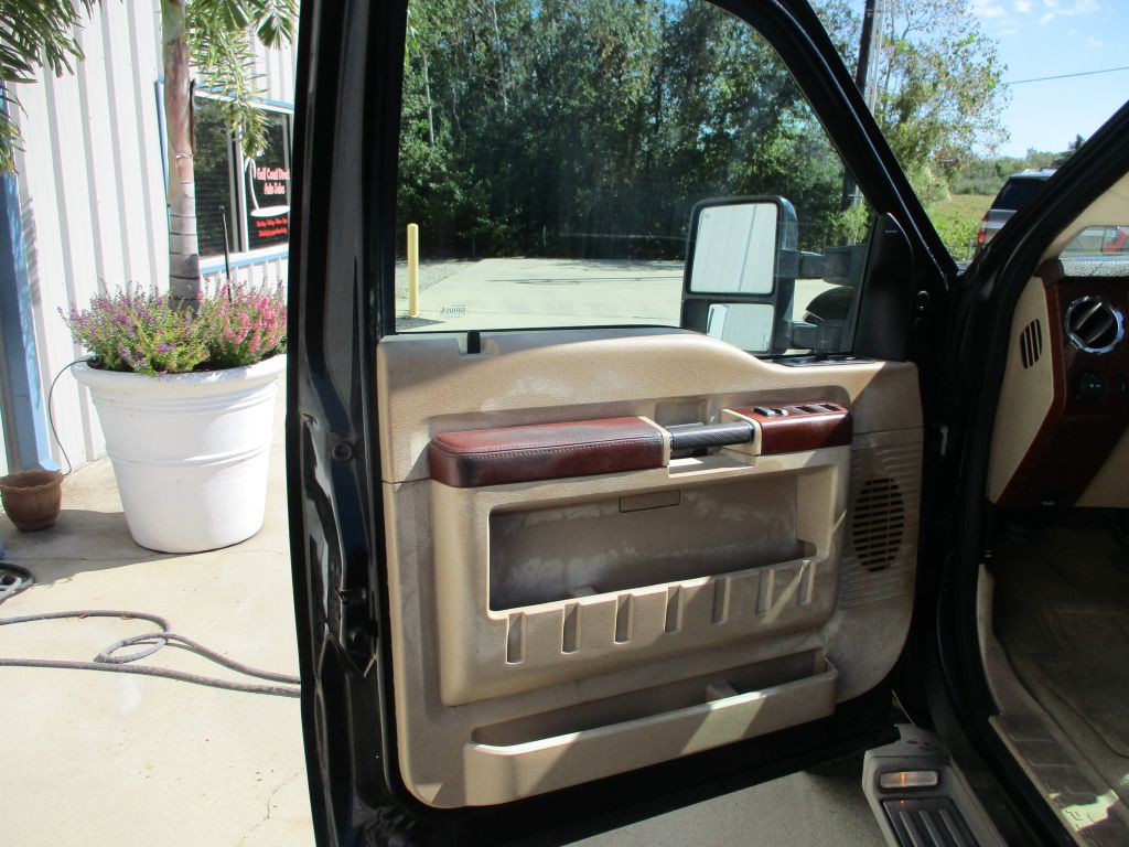 2014 Ford F-350 Image 6