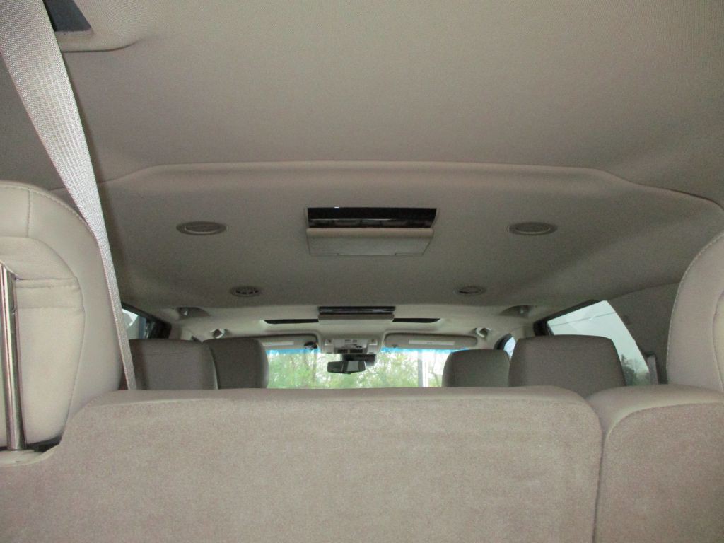 2017 Cadillac Escalade Image 5