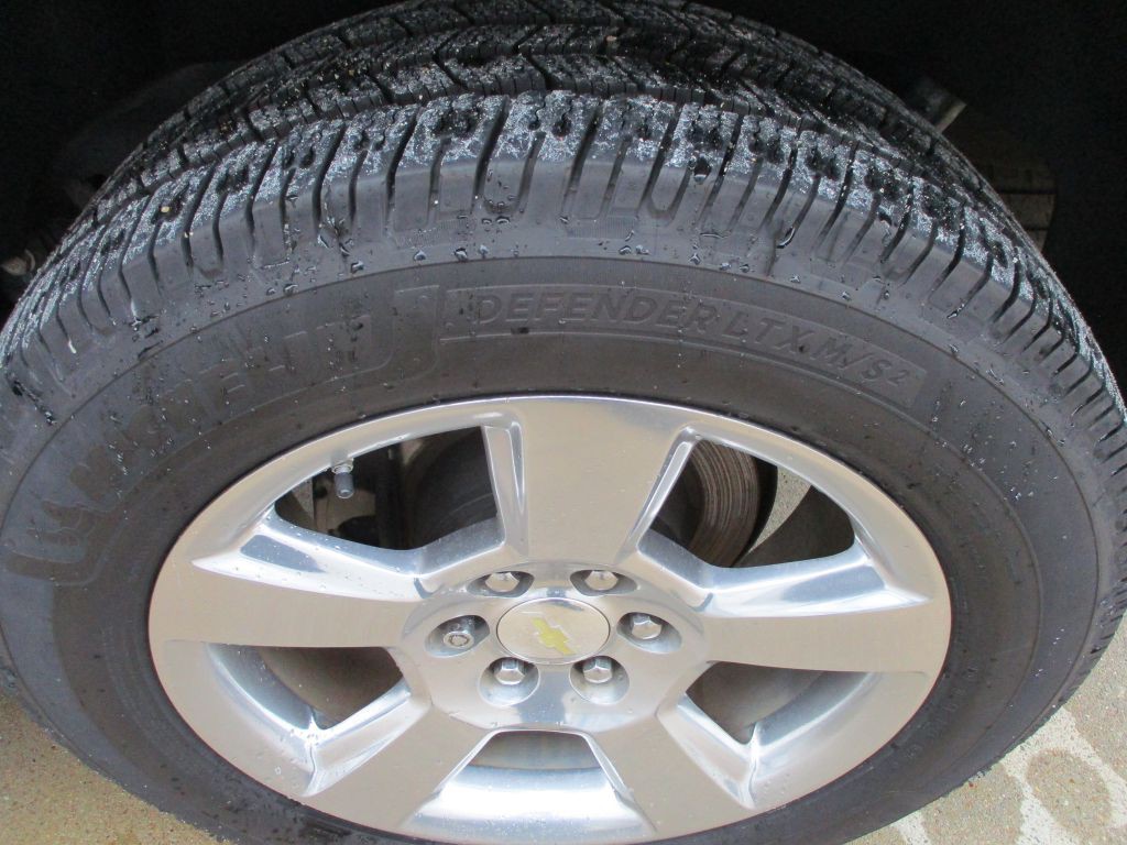 2017 Chevrolet Tahoe Image 11