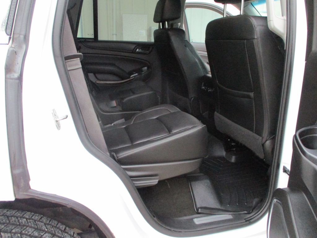 2017 Chevrolet Tahoe Image 12