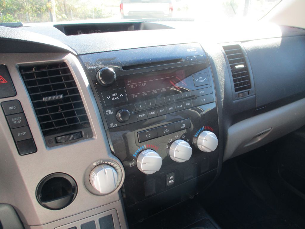 2013 Toyota Tundra Image 10