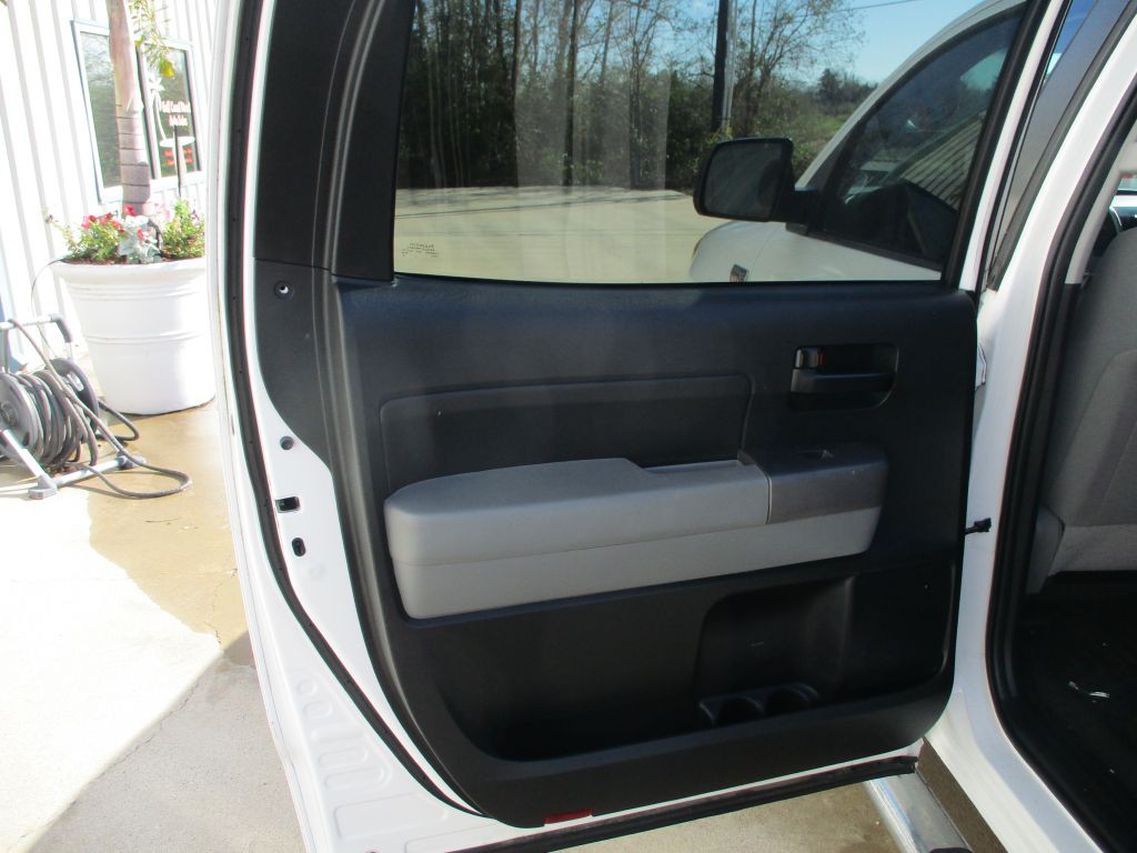 2013 Toyota Tundra Image 12