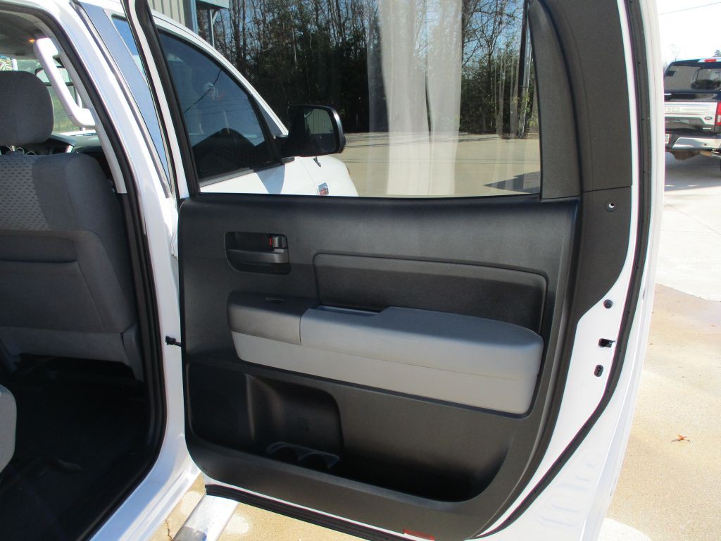 2013 Toyota Tundra Image 14