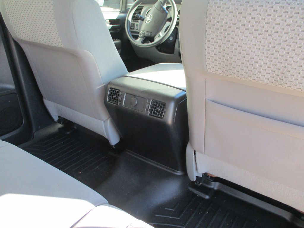 2013 Toyota Tundra Image 16