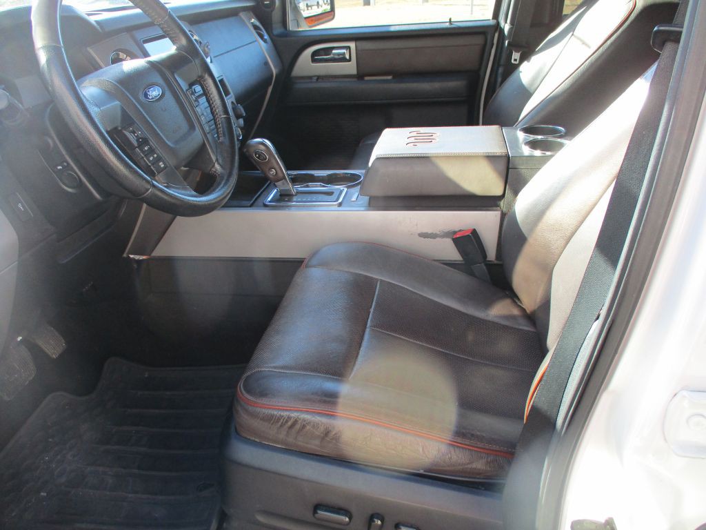 2017 Ford Expedition Image 7