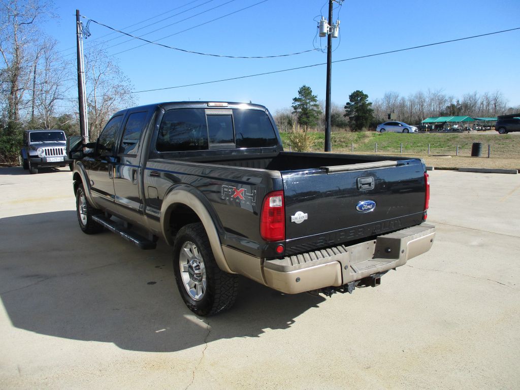 2011 Ford F-250 Image 3