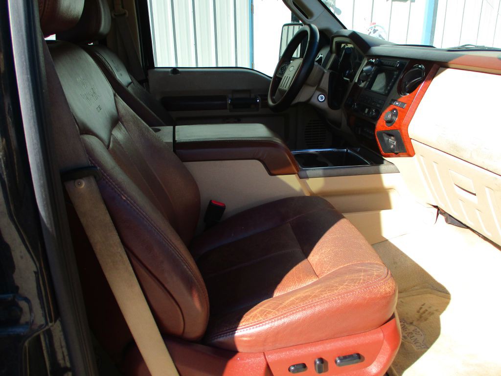 2011 Ford F-250 Image 18