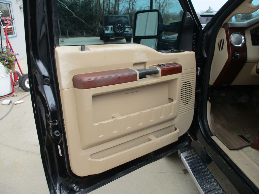 2013 Ford F-250 Image 7