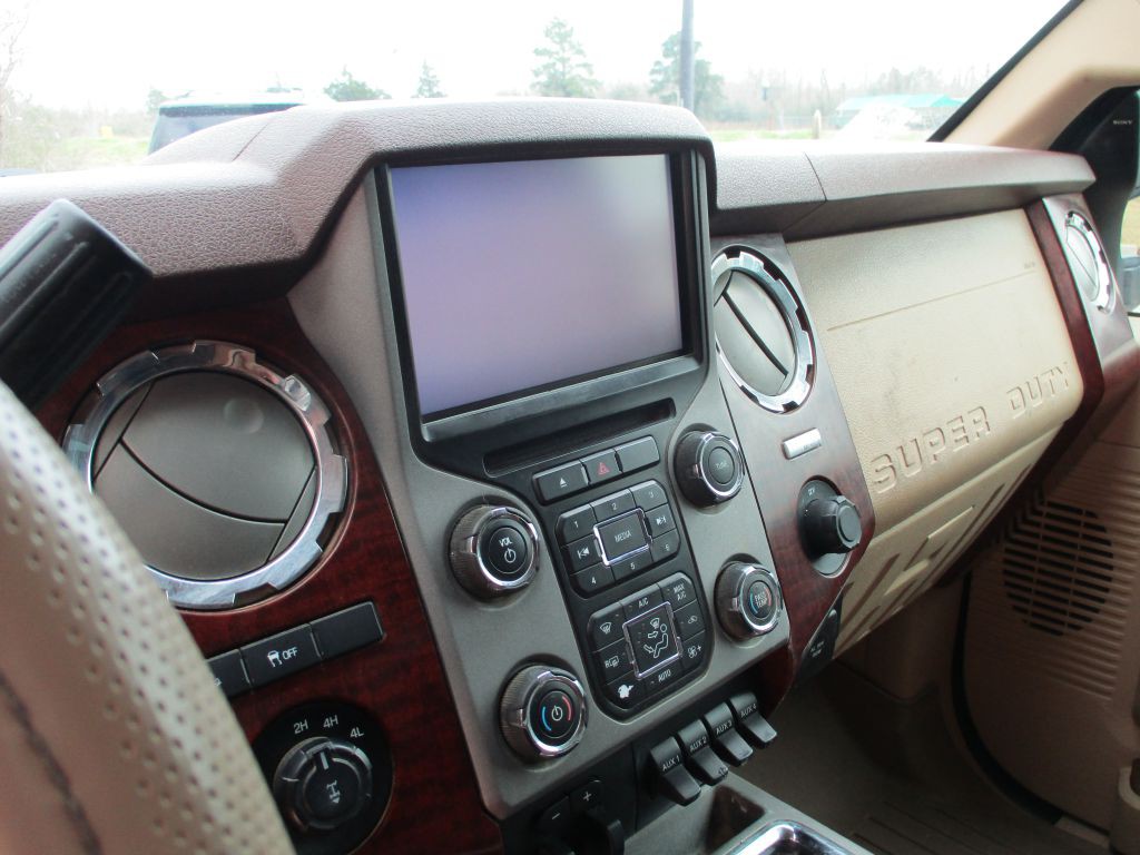 2013 Ford F-250 Image 10