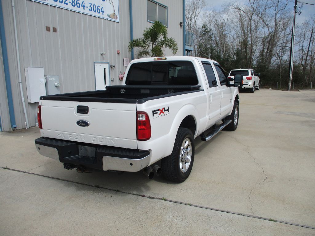 2011 Ford F-250 Image 4