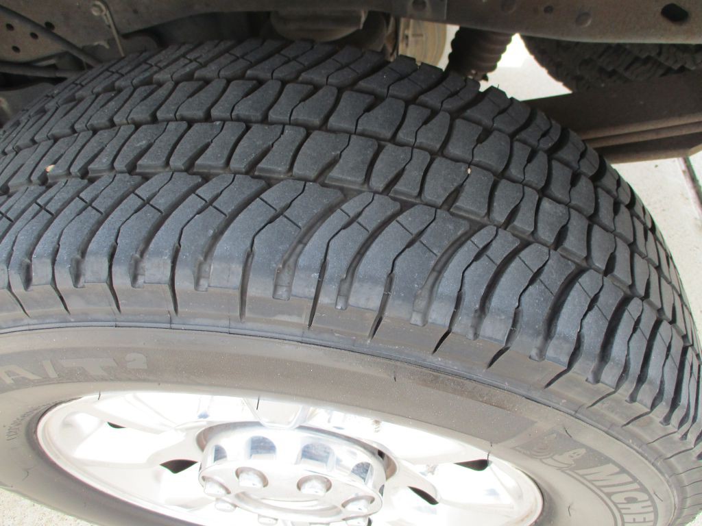 2011 Ford F-250 Image 6