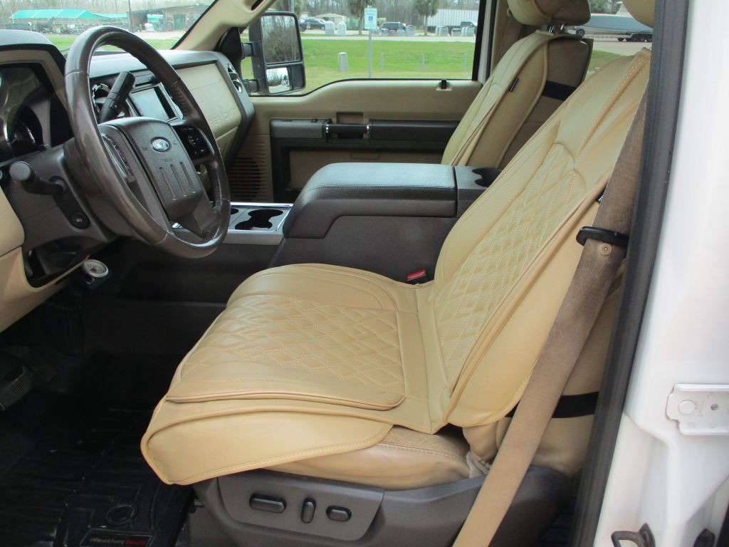 2011 Ford F-250 Image 8