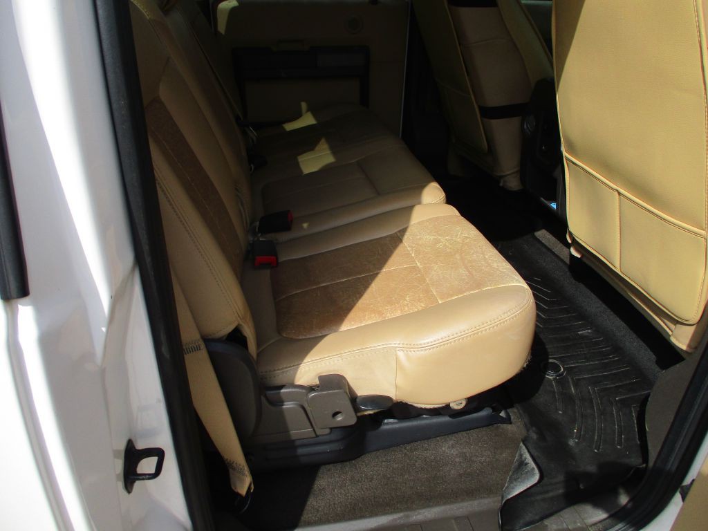2011 Ford F-250 Image 16