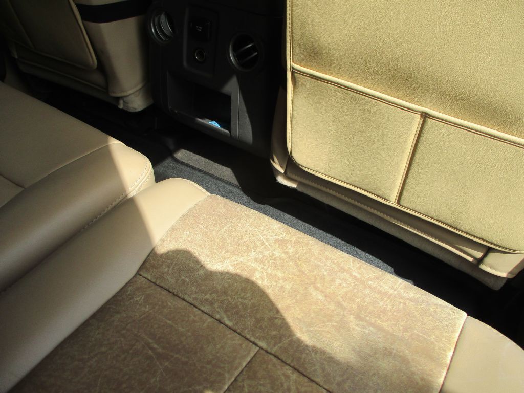 2011 Ford F-250 Image 17