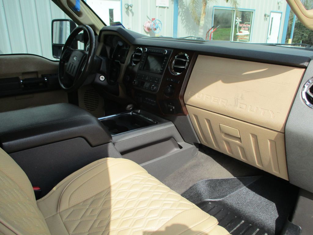 2011 Ford F-250 Image 20